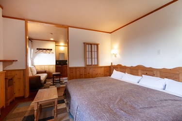 つつじとかえでの本館のご案内